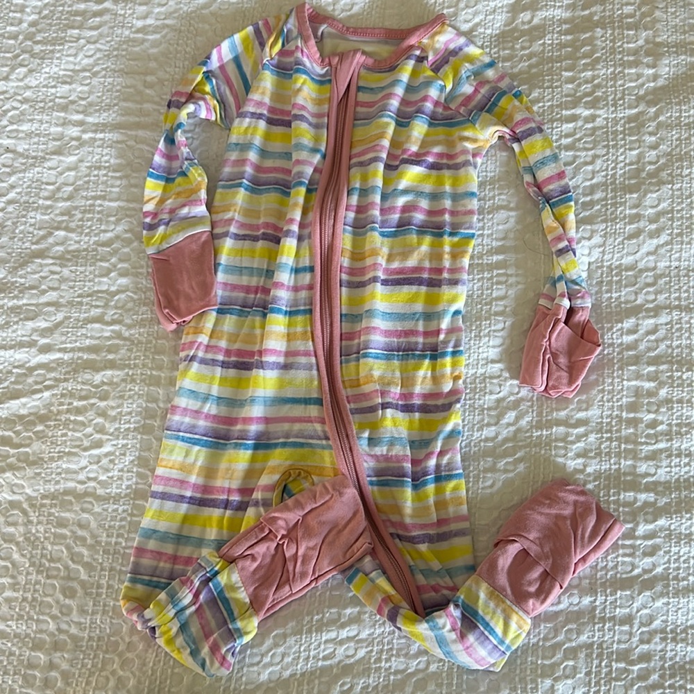 Little Sleepies Rainbow Zippy